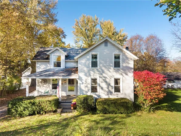 195 E Genesee St, Skaneateles, NY 13152