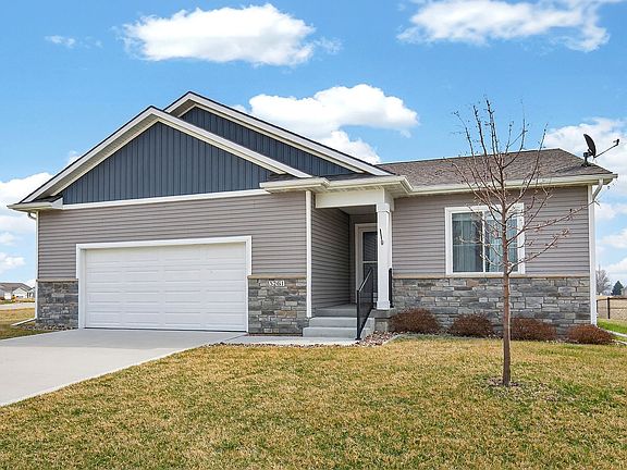 2nd image of 3261 Brook Landing Ct