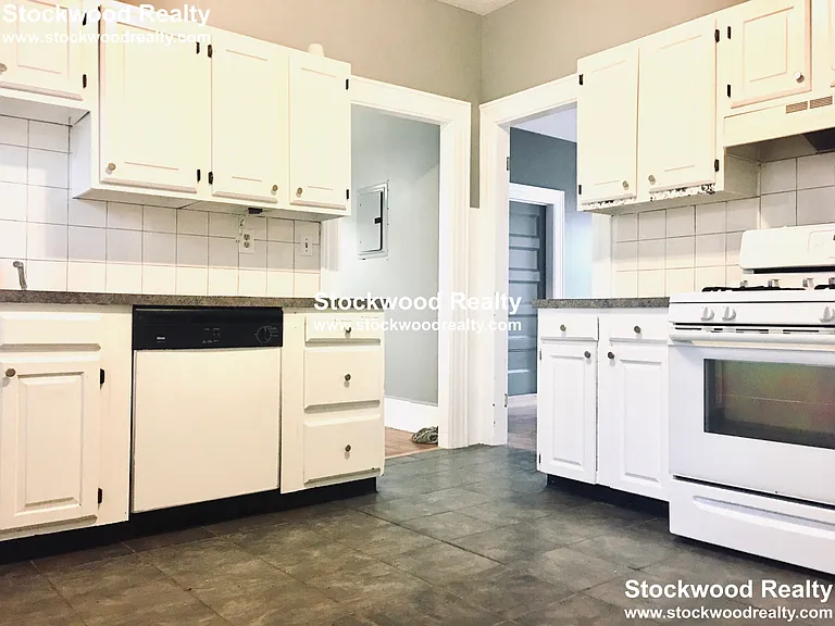 68 Sagamore St #1 — Photo 2