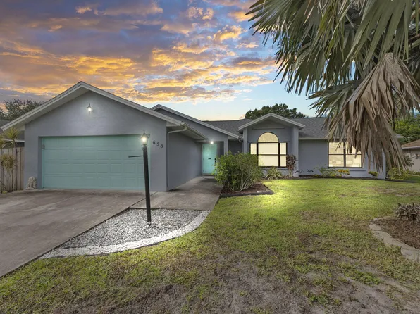 658 SE Strait Avenue, Port St Lucie, FL 34983
