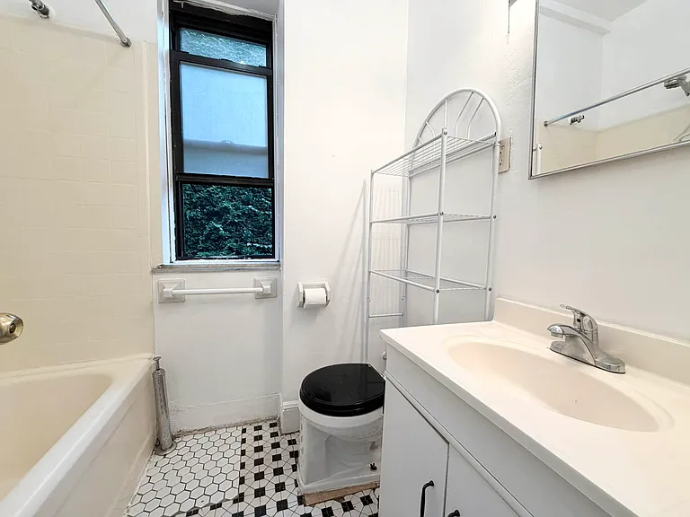 62 E 7th St #3B — Photo 10