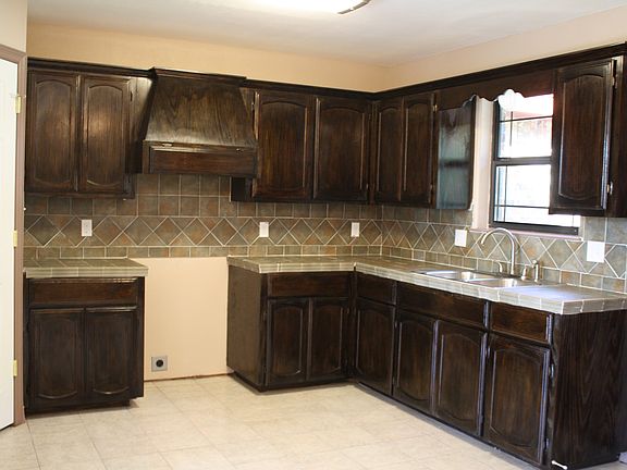 4th image of 1713 Calle De Amistad