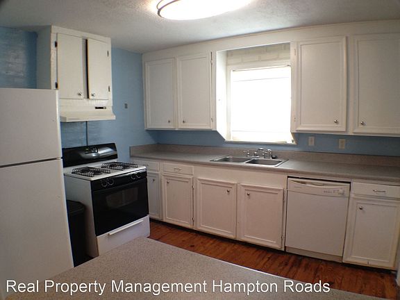 5th image of 1300 Paul St