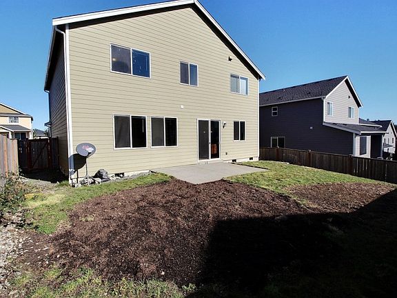 3rd image of 1916 197th Street Ct E