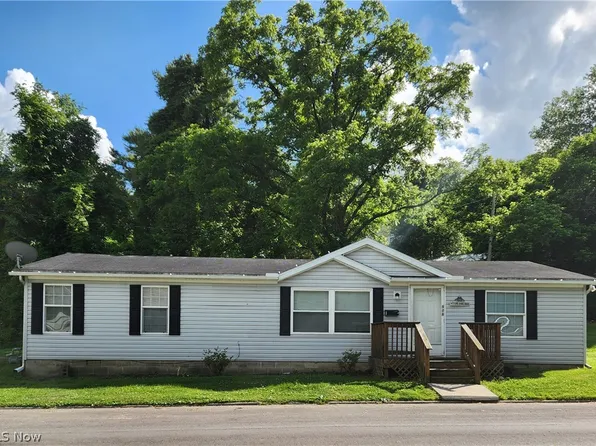 528 Marietta Ave, Cambridge, OH 43725