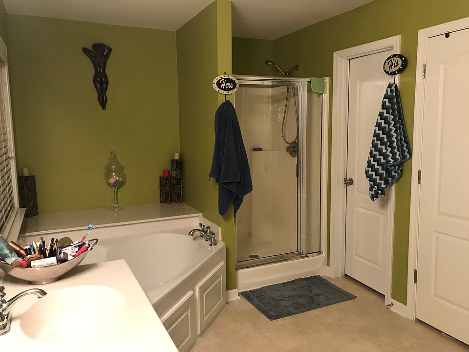 2nd image of 1510 Ethans Way