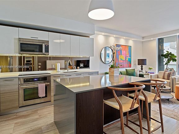 3rd image of 1300 Brickell Bay Dr APT 1102