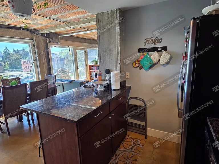 2915 John R St — Photo 17
