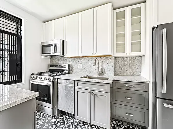 88-09 35th Ave APT 3J, Queens, NY 11372