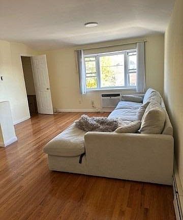 3rd image of 120-14 201st Pl APT 1