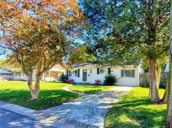 5349 Silvey Dr, Norfolk, VA 23502