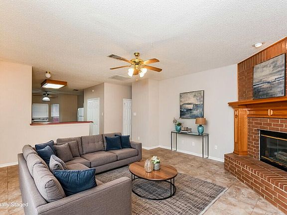 5th image of 744 Teresa Dr