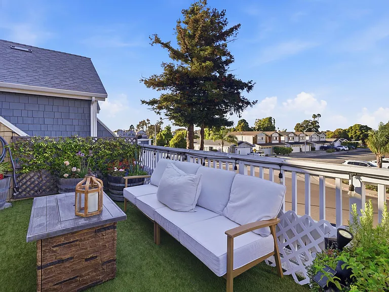1081 Shoal Dr — Photo 44