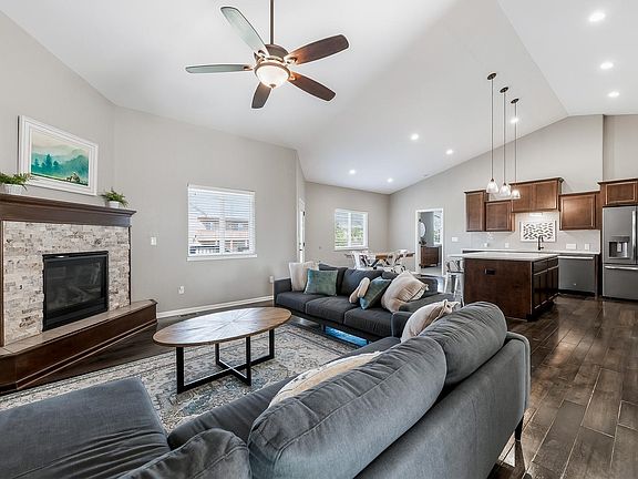 4th image of 965 N Cedar Brook Cir