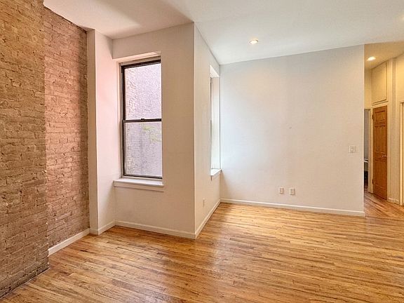 4th image of 731 Saint Nicholas Ave APT 3B