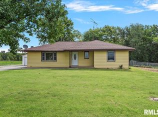 4998 State Route 97 Rte, Pleasant Plains, IL 62677