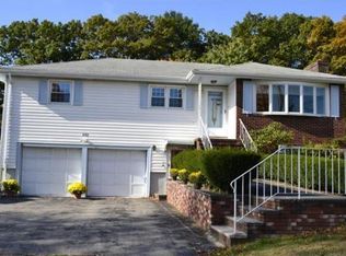 252 Haverhill St, Reading, MA 01867