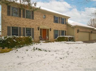 2N900 Bowgren Dr, Elburn, IL 60119