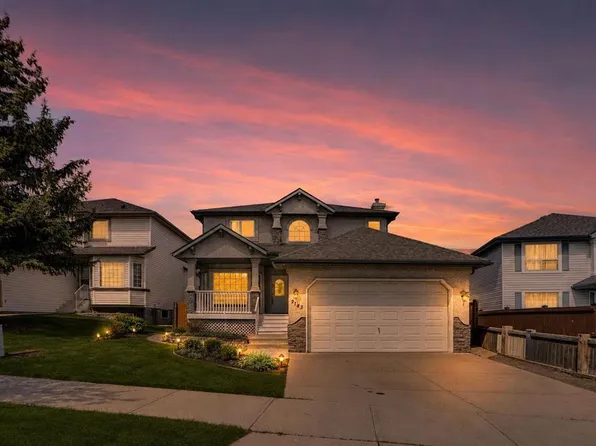 9143 SE Edgebrook Dr NW, Calgary, AB T3A 5M8