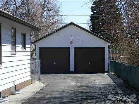 2nd image of 511 E Jefferson Ave