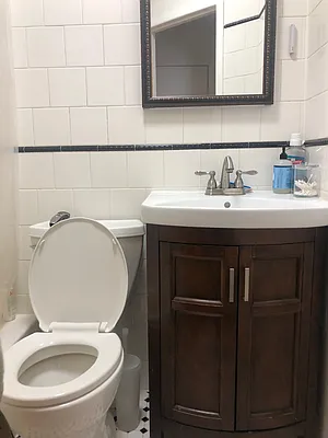 Rented by Compass | media 27