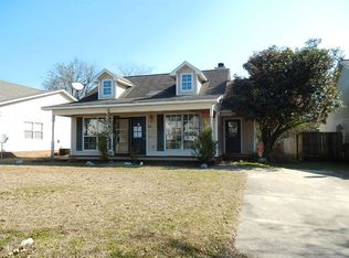 104 Radford Cir, Dothan, AL 36301