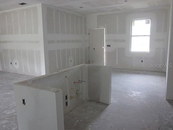 3rd image of 15456 PIEDMONT AVENUE