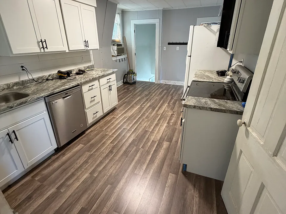 46 Pleasant St #2
