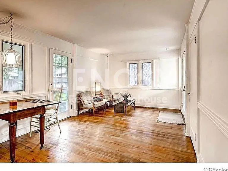3030 S Bellaire St — Photo 2