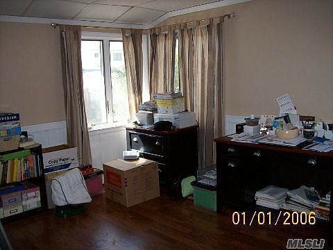 3rd image of 272 Ellery St