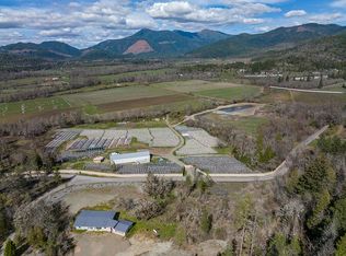 425-463 Kendall Rd, Cave Junction, OR 97523