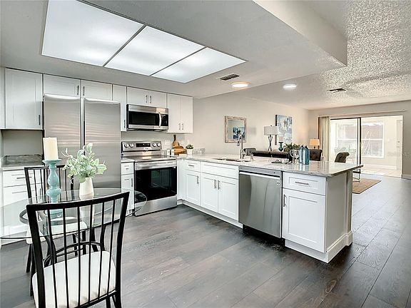2nd image of 7229 Greystone Dr #7229