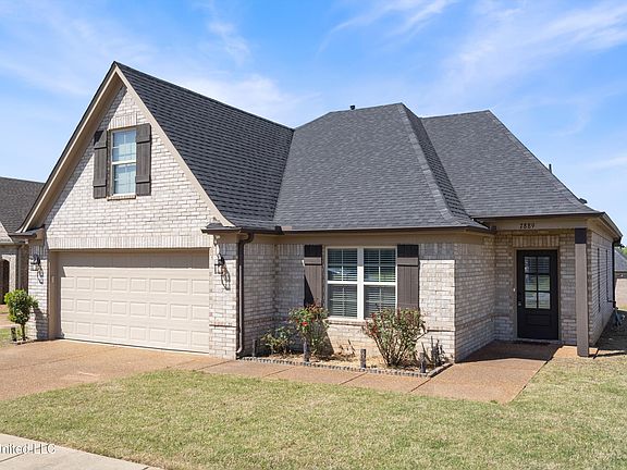 2nd image of 7889 Hemlock Dr