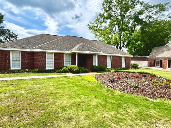 3000 Old Farm Rd, Montgomery, AL 36111