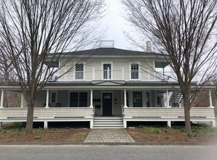 31 Dresser Ave APT 4, Great Barrington, MA 01230