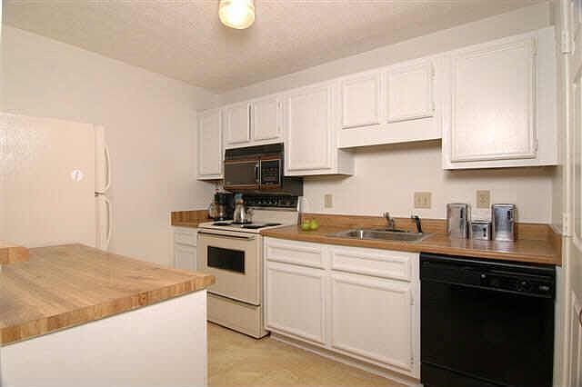 2nd image of 1283 Branch Dr