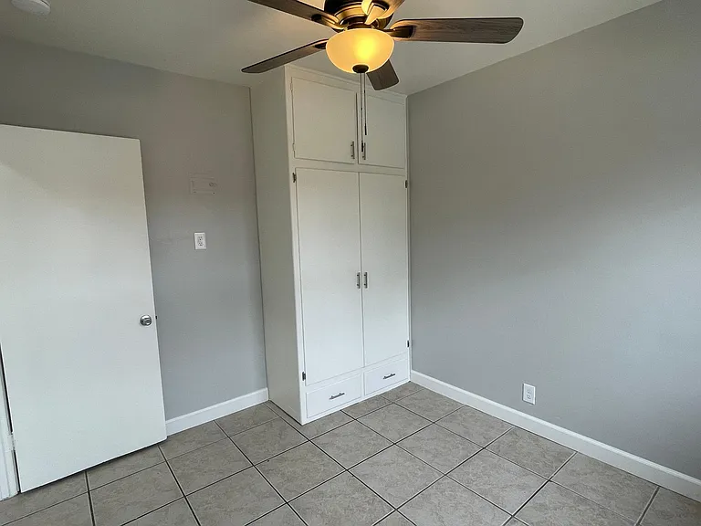 10120 California Ave #D — Photo 17