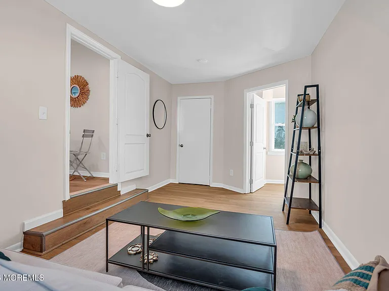 282 Carr Ave #2 — Photo 5