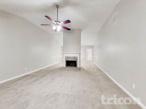 2nd image of 147 Peachtree Glen Dr