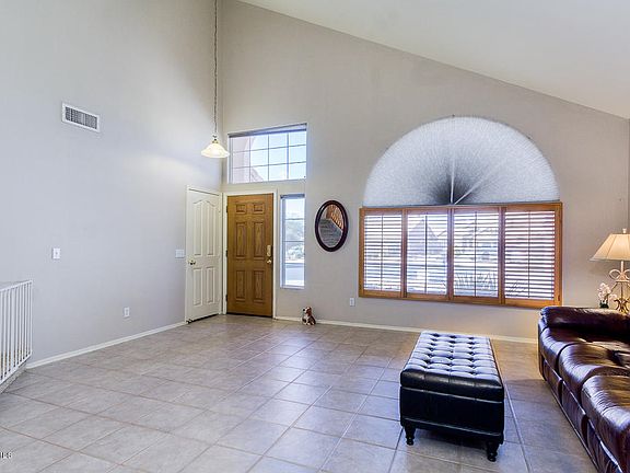 4th image of 2417 S Brighton Cir