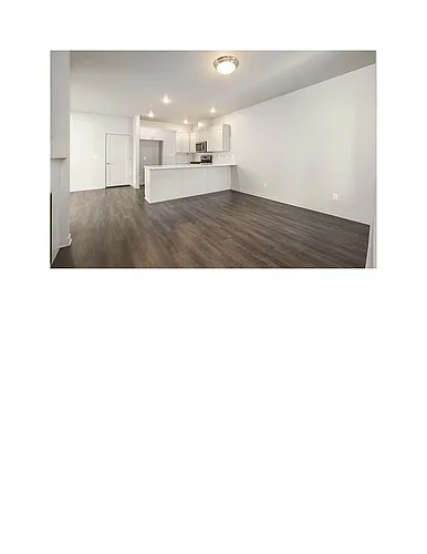 2366 NE Victor Pl Photo 1