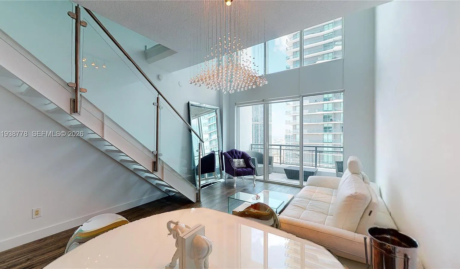 1 bed, 1.5 bath, 885 sqft, $2,800 — Photo 2