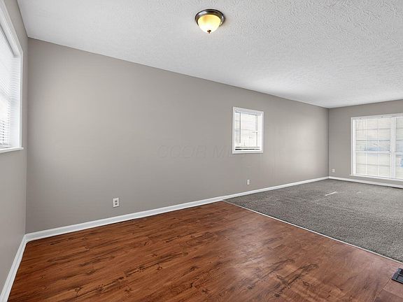5th image of 4647 Henley Ave