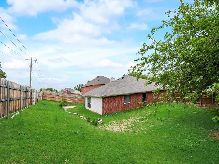 603 Pine Meadow Ct — Photo 18