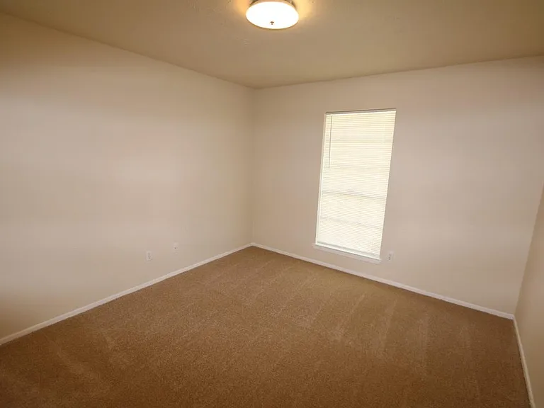 9618 Rapid River Ln — Photo 12
