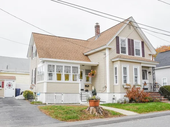 12 Upland St, Dracut, MA 01826