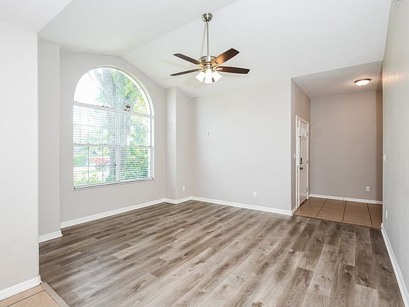 4th image of 316 Hibiscus St