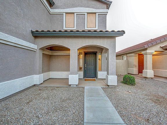 3rd image of 2034 S Boca Cir