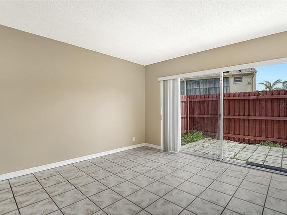 4th image of 2763 WOODGATE LANE #104