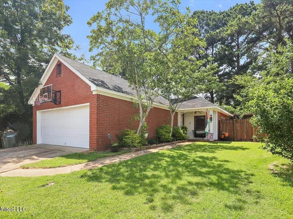 309 Pelahatchie Shore Dr, Brandon, MS 39047